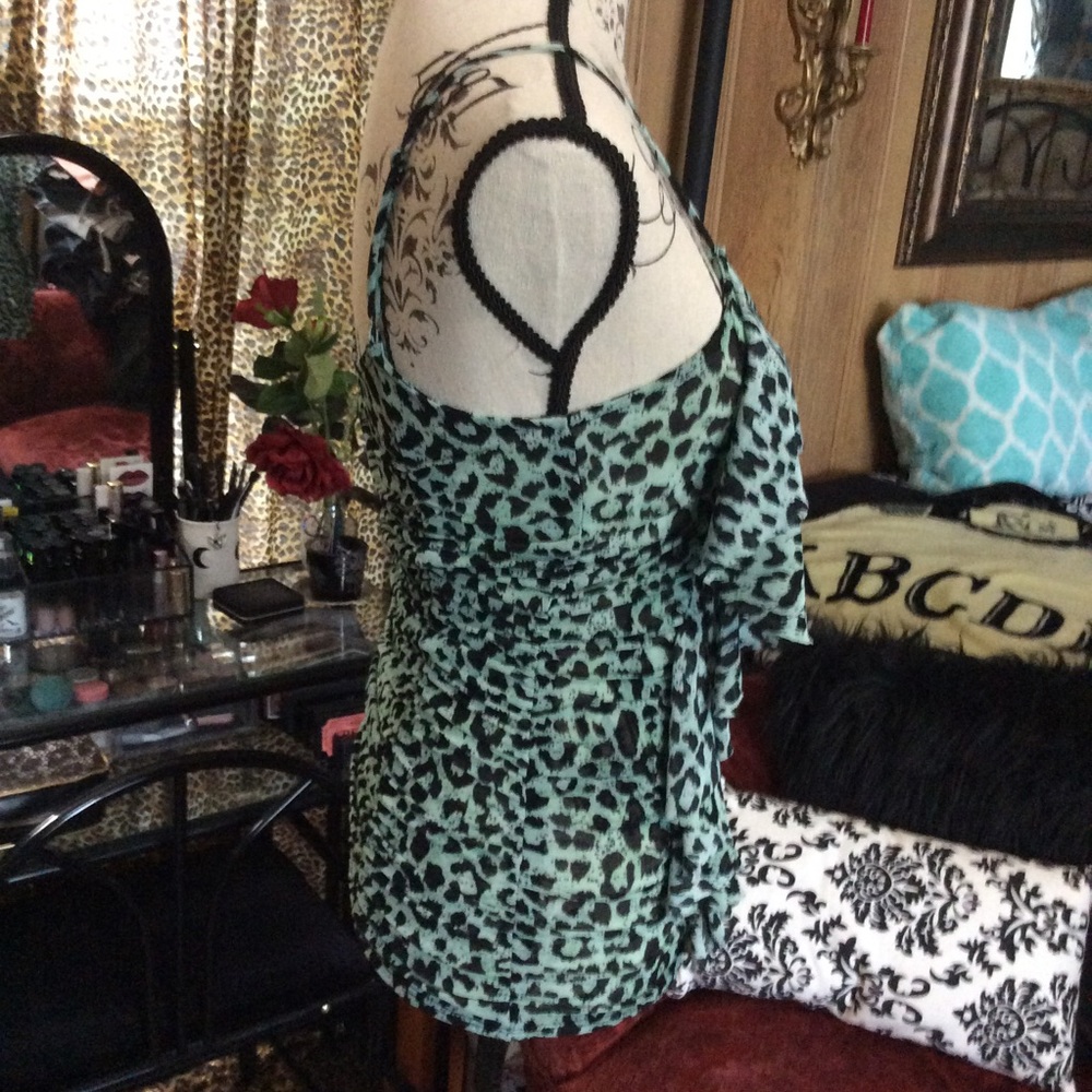 Leopard Mint Top - Picture 3 of 5